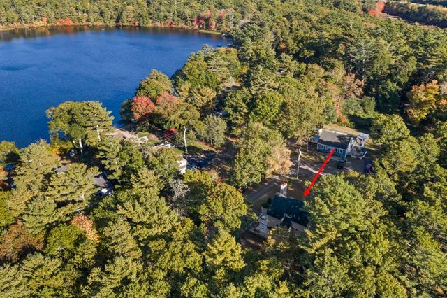 10 Spectacle Pond Terrace, Wareham, MA 02538