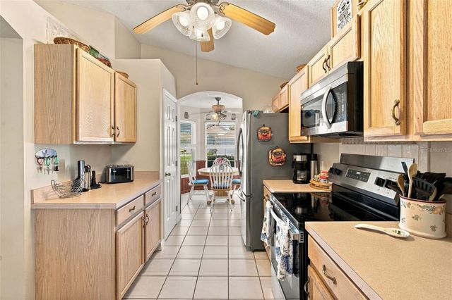 1736 CHALLENGER AVENUE, Davenport, FL 33897