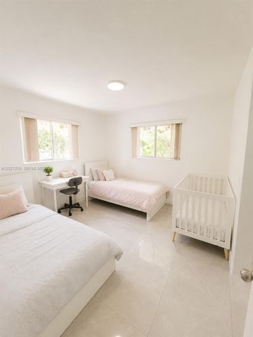 1109 NE 4th Court, Hallandale Beach, FL 33009