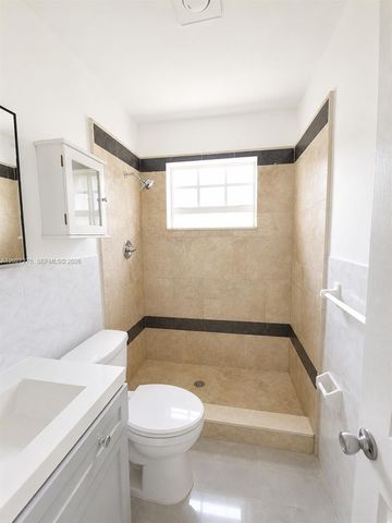 1109 NE 4th Court, Hallandale Beach, FL 33009