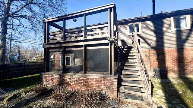 2933 Crestwood Drive NW, Warren, OH 44485