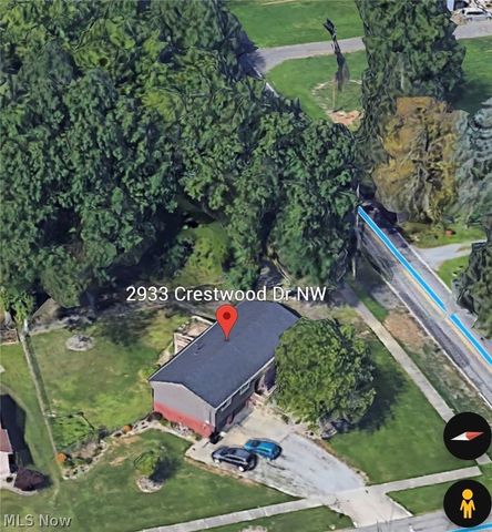 2933 Crestwood Drive NW, Warren, OH 44485