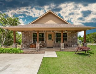 2231 Comet Trail, Granbury, TX 76048