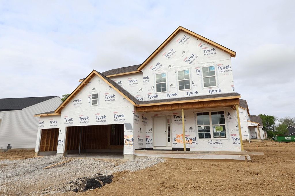 349 Oakmont Drive, Commercial Point, OH 43116