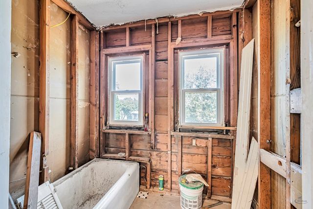 100 Washington Blvd, Big Spring, TX 79720