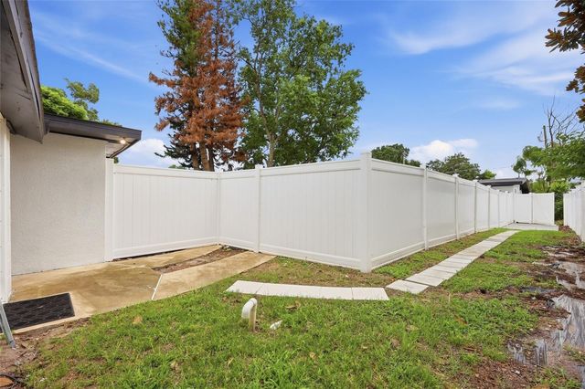 1711 WHITE AVENUE B2, Orlando, FL 32806