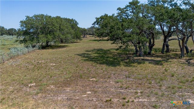 3752 Fm-77, Nixon, TX 78140