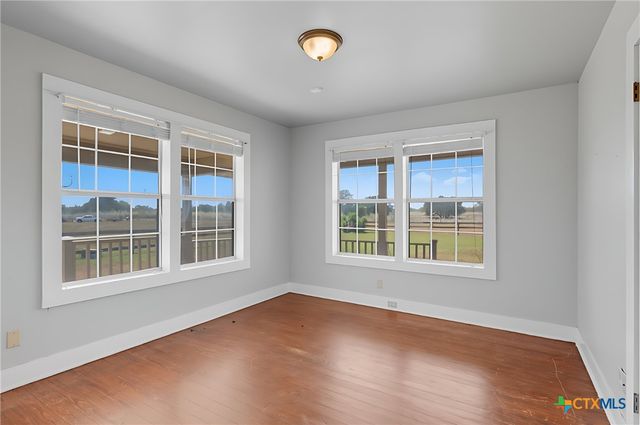 3752 Fm-77, Nixon, TX 78140