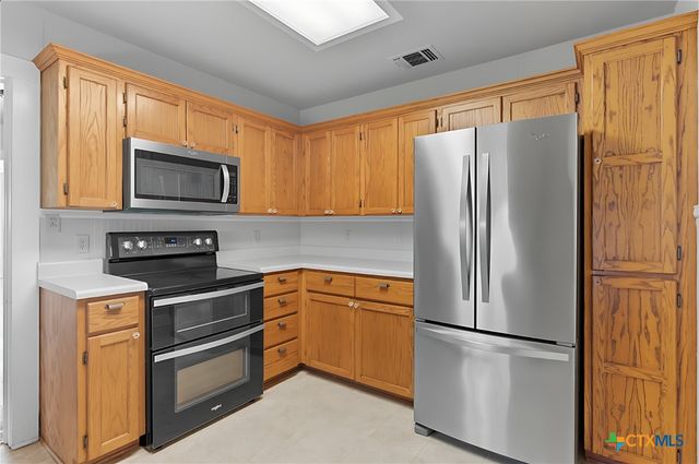 3752 Fm-77, Nixon, TX 78140