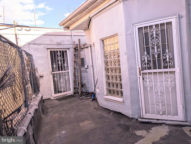 1545 W PASSYUNK AVE, Philadelphia, PA 19145