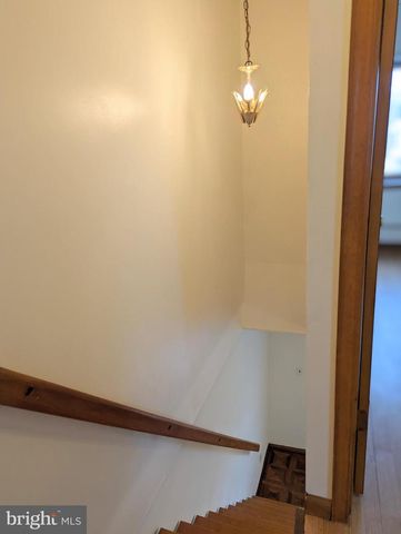 1545 W PASSYUNK AVE, Philadelphia, PA 19145