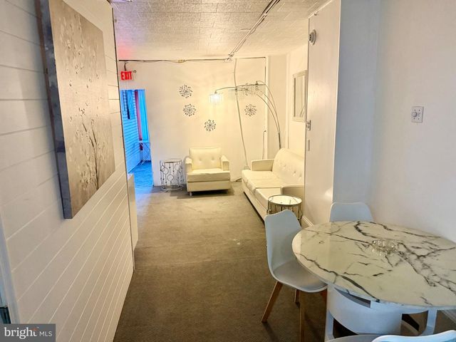 1545 W PASSYUNK AVE, Philadelphia, PA 19145
