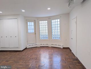 1545 W PASSYUNK AVE, Philadelphia, PA 19145