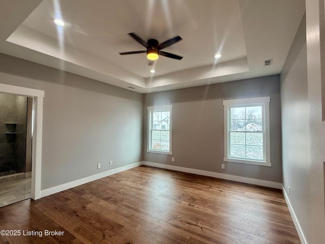 310 Turnbury Ln, Bardstown, KY 40004