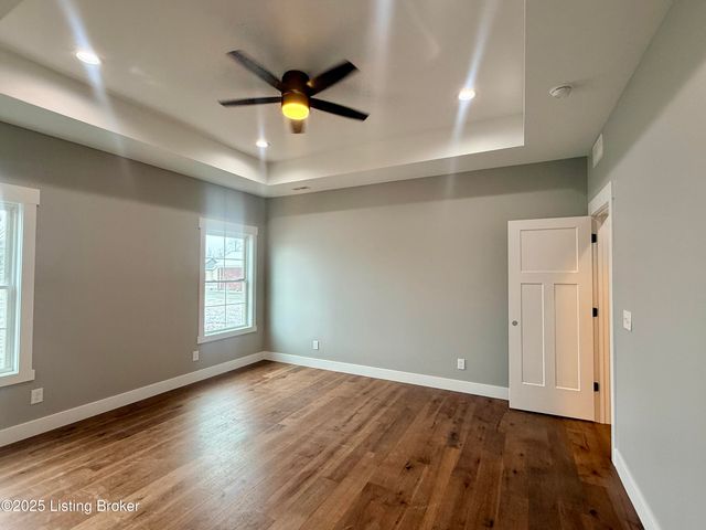 310 Turnbury Ln, Bardstown, KY 40004