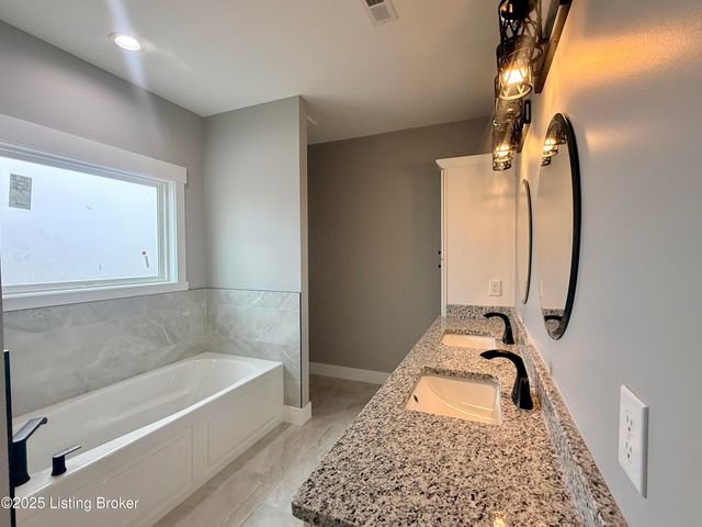 310 Turnbury Ln, Bardstown, KY 40004