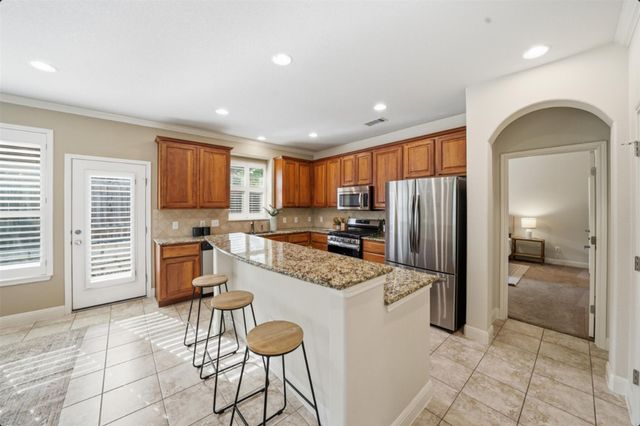 6705 Covered Bridge DR 8, Austin, TX 78736