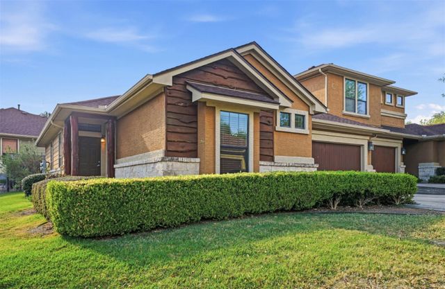 6705 Covered Bridge DR 8, Austin, TX 78736