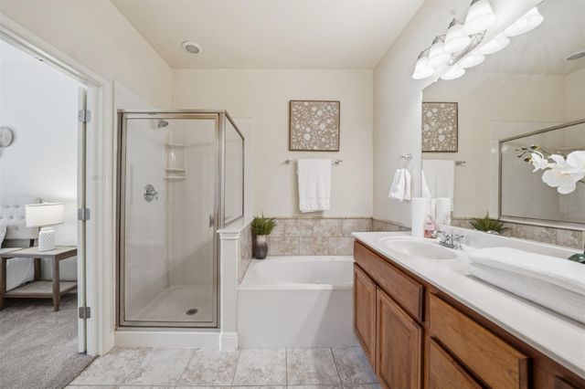 6705 Covered Bridge DR 8, Austin, TX 78736