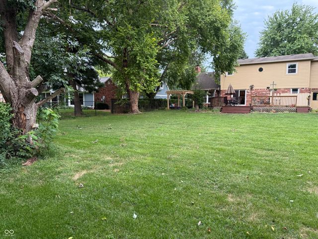 4306 W Fox Ridge Avenue, Greenwood, IN 46143