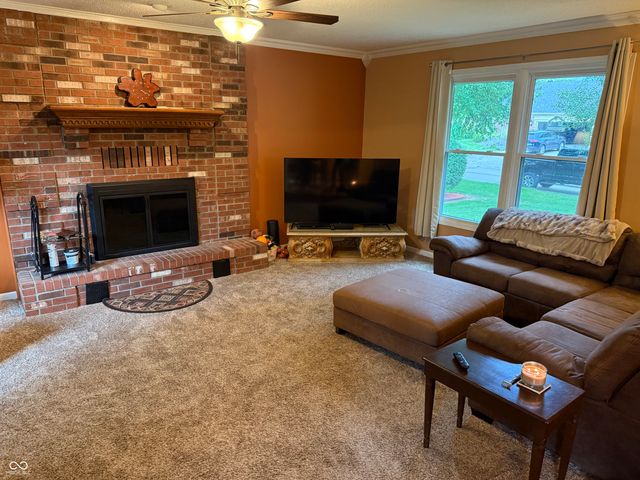 4306 W Fox Ridge Avenue, Greenwood, IN 46143