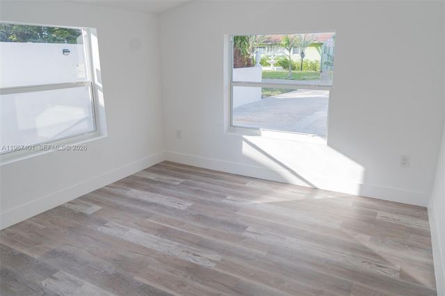 2600 NW 108th St, Miami, FL 33167