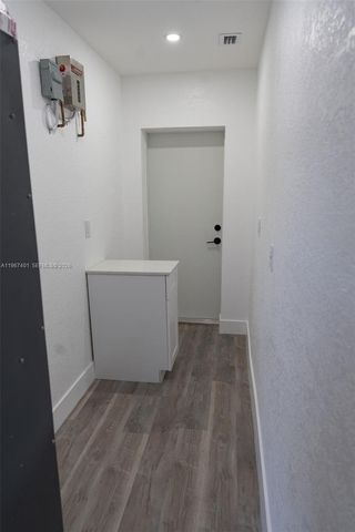 2600 NW 108th St, Miami, FL 33167