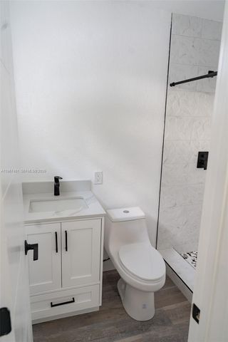 2600 NW 108th St, Miami, FL 33167