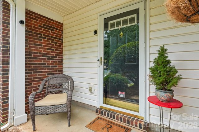 8406 Southgate Commons Drive, Charlotte, NC 28277