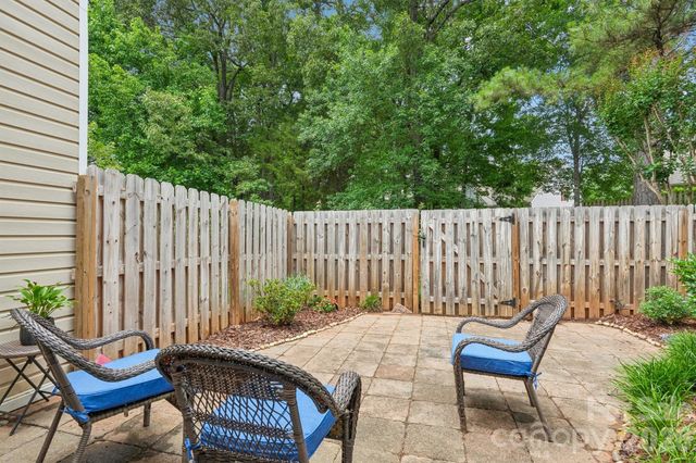 8406 Southgate Commons Drive, Charlotte, NC 28277