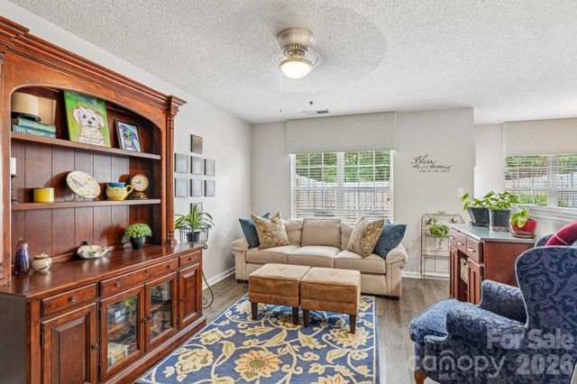 8406 Southgate Commons Drive, Charlotte, NC 28277