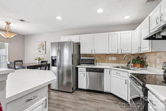 8406 Southgate Commons Drive, Charlotte, NC 28277