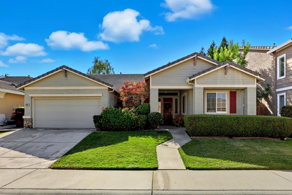 3207 Sweet Maple Way, Sacramento, CA 95833