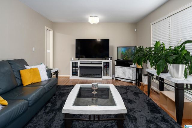 612 27TH AVENUE NW, Center Point, AL 35215