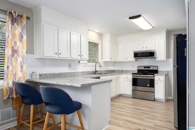 612 27TH AVENUE NW, Center Point, AL 35215