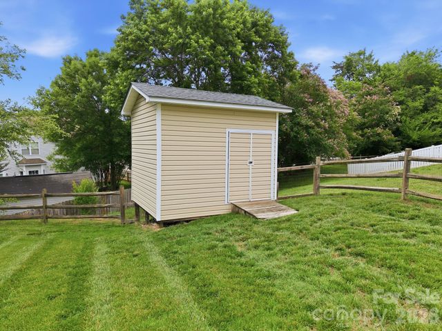 4835 Turnridge Court NW, Concord, NC 28027