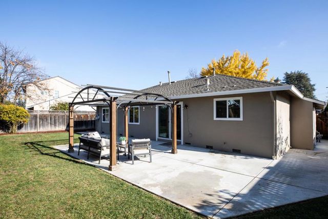 2381 Rosita Avenue, Santa Clara, CA 95050
