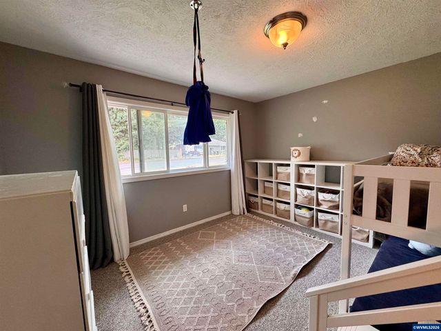 356 NE 10th Av, Canby, OR 97013
