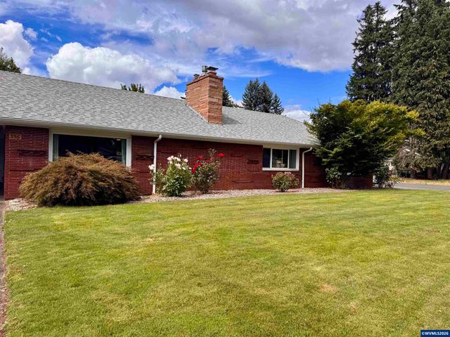 356 NE 10th Av, Canby, OR 97013