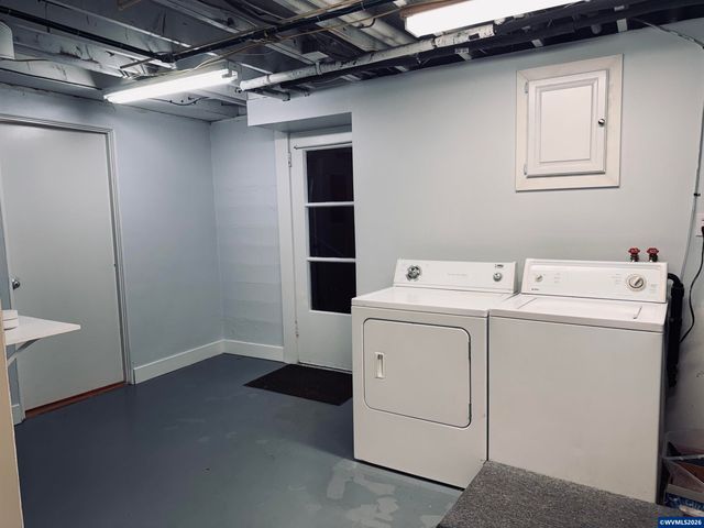 356 NE 10th Av, Canby, OR 97013