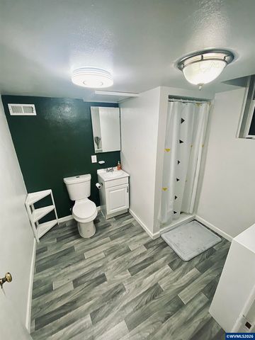 356 NE 10th Av, Canby, OR 97013