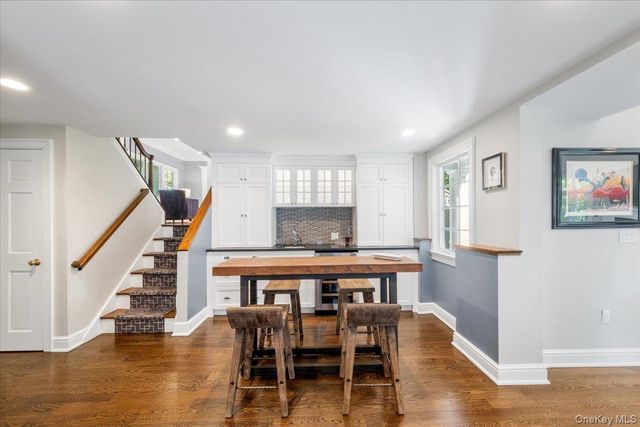 17 Hemlock Road, Hartsdale, NY 10530