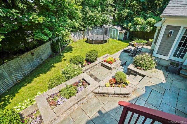 17 Hemlock Road, Hartsdale, NY 10530
