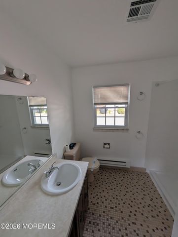 1042 Aberdeen Drive 1042B, Lakewood, NJ 08701