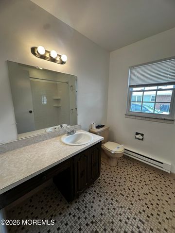1042 Aberdeen Drive 1042B, Lakewood, NJ 08701