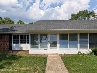 1042 Aberdeen Drive 1042B, Lakewood, NJ 08701