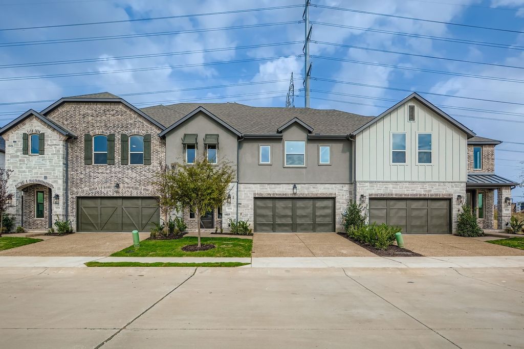 3529 Kings Court Drive, Lewisville, TX 75056