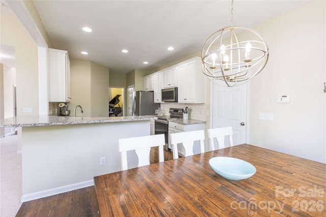 17233 Knoxwood Drive, Huntersville, NC 28078