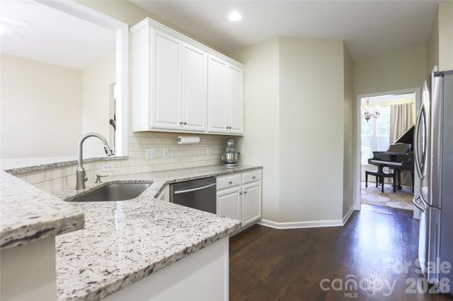 17233 Knoxwood Drive, Huntersville, NC 28078