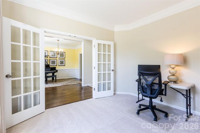 17233 Knoxwood Drive, Huntersville, NC 28078